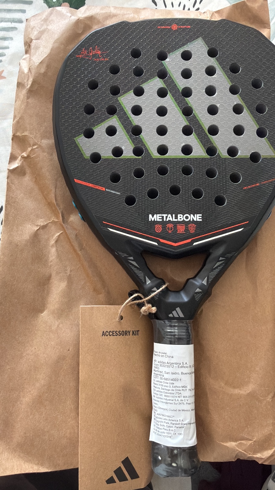Adidas METALBONE 2026, foto 2 de 2