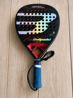 Bullpadel Vertex 04 Comfort