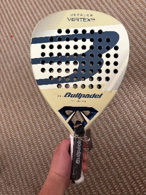 Bullpadel Vertex 04